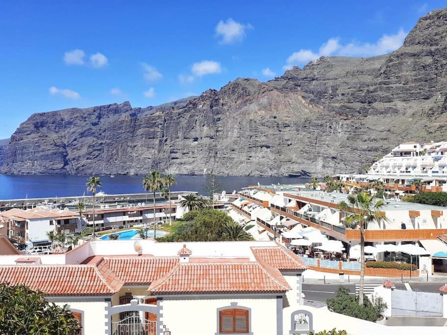 Amazing View Los Gigantes & La Gomera Acantilado de los Gigantes Exterior foto