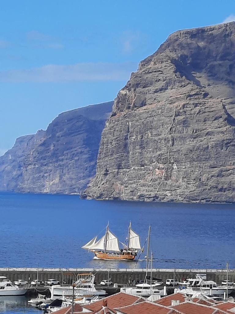 Amazing View Los Gigantes & La Gomera Acantilado de los Gigantes Exterior foto